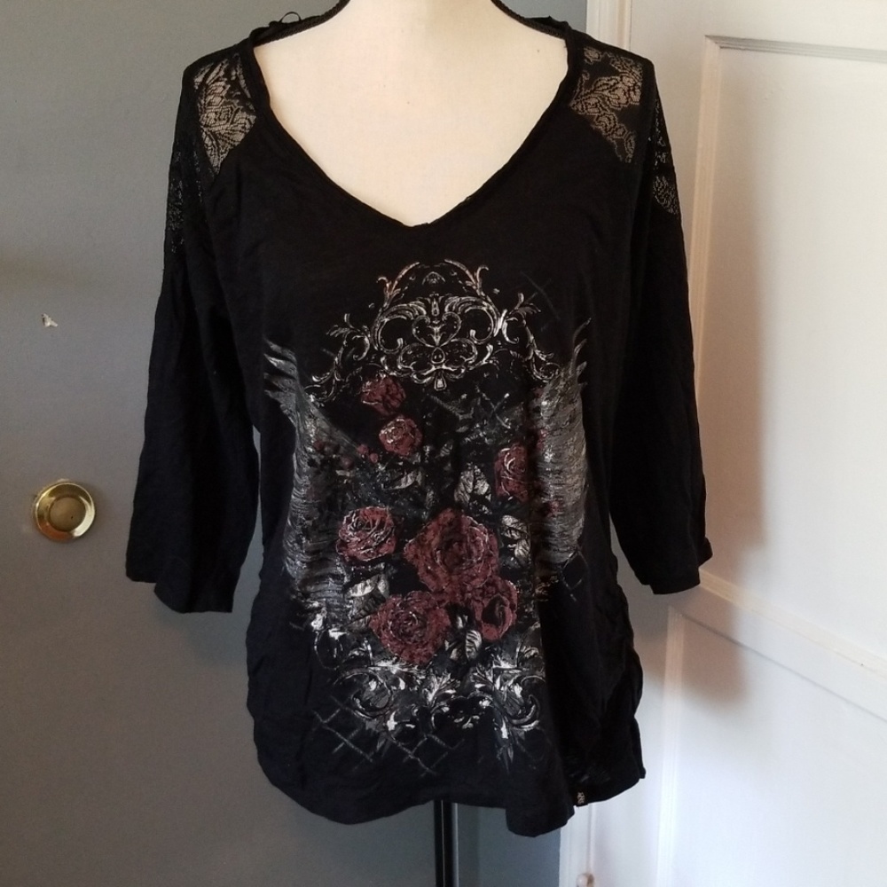 Rock & Republic silver wings and flower tshirt XL